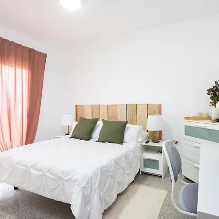 Eden 104 Surfy Stylish Bed&coffee Balcony *